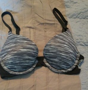 Pink Victoria's secret bra
